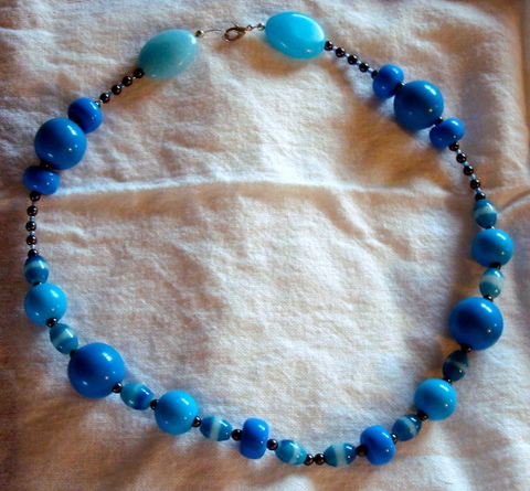 Blue Bubble Bobble Necklace